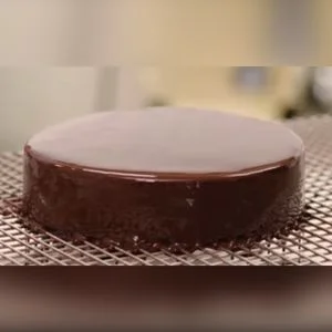 Receta Torta de Chocolate Sacher Fácil, Elegante y Deliciosa