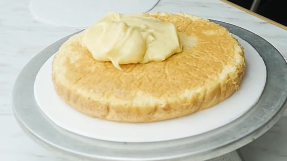 Armado de la Torta 3 Leches Armado de la Torta 3 Leches